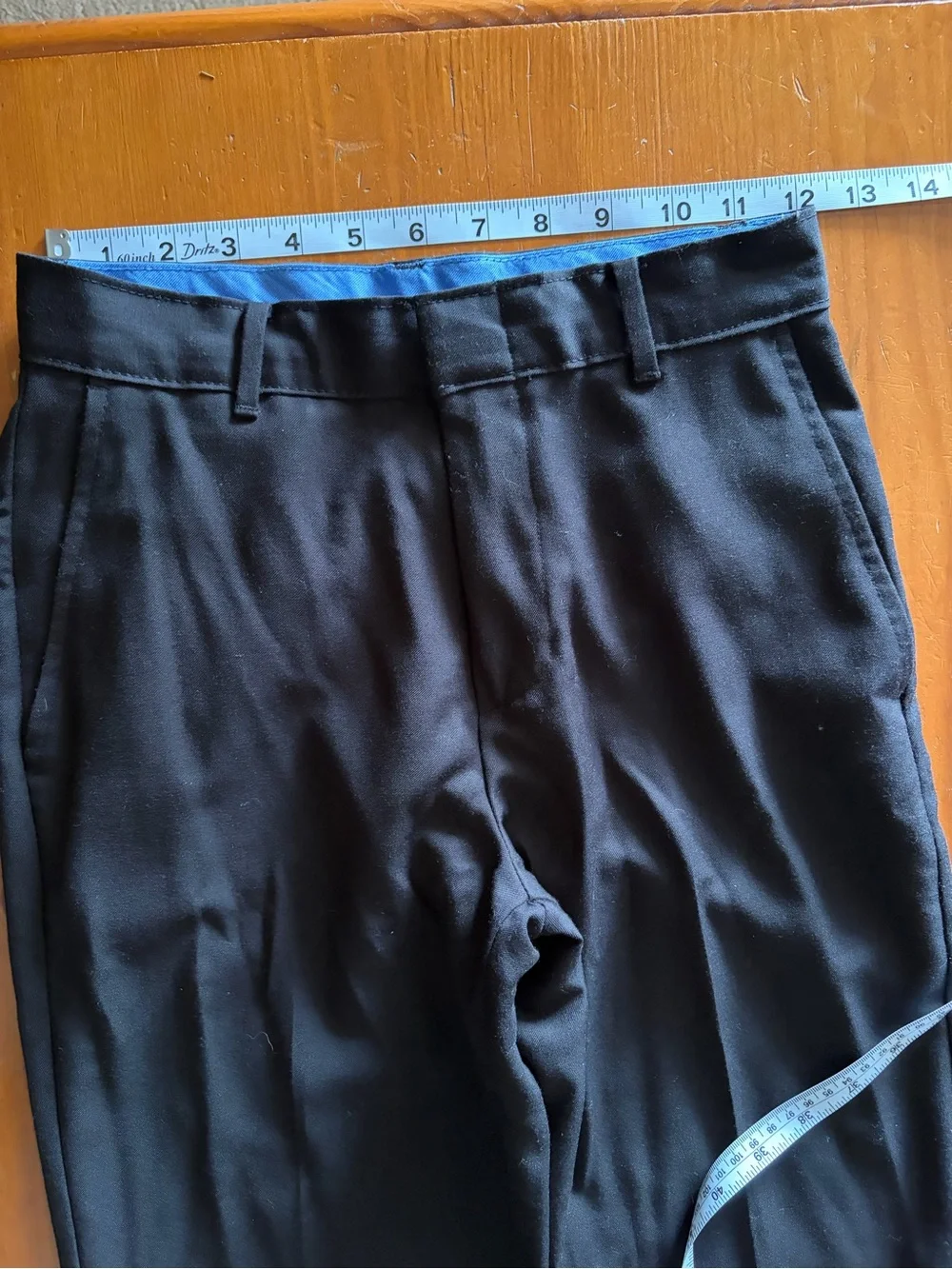 Izod Boys Three Piece Black Suit Size 14 - Picture 11 of 13